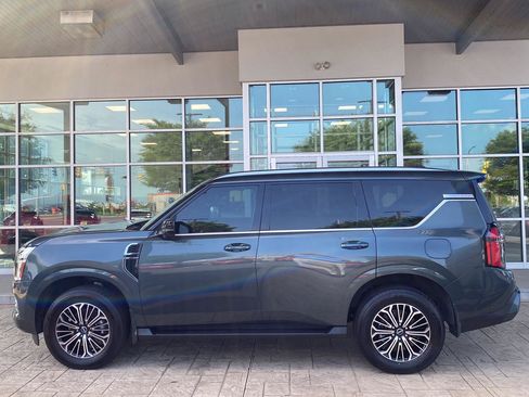 Certified 2025 Nissan Armada SL w/ Captain's Chari Seat Package RWD image 4