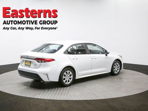 Used 2024 Toyota Corolla LE image 41