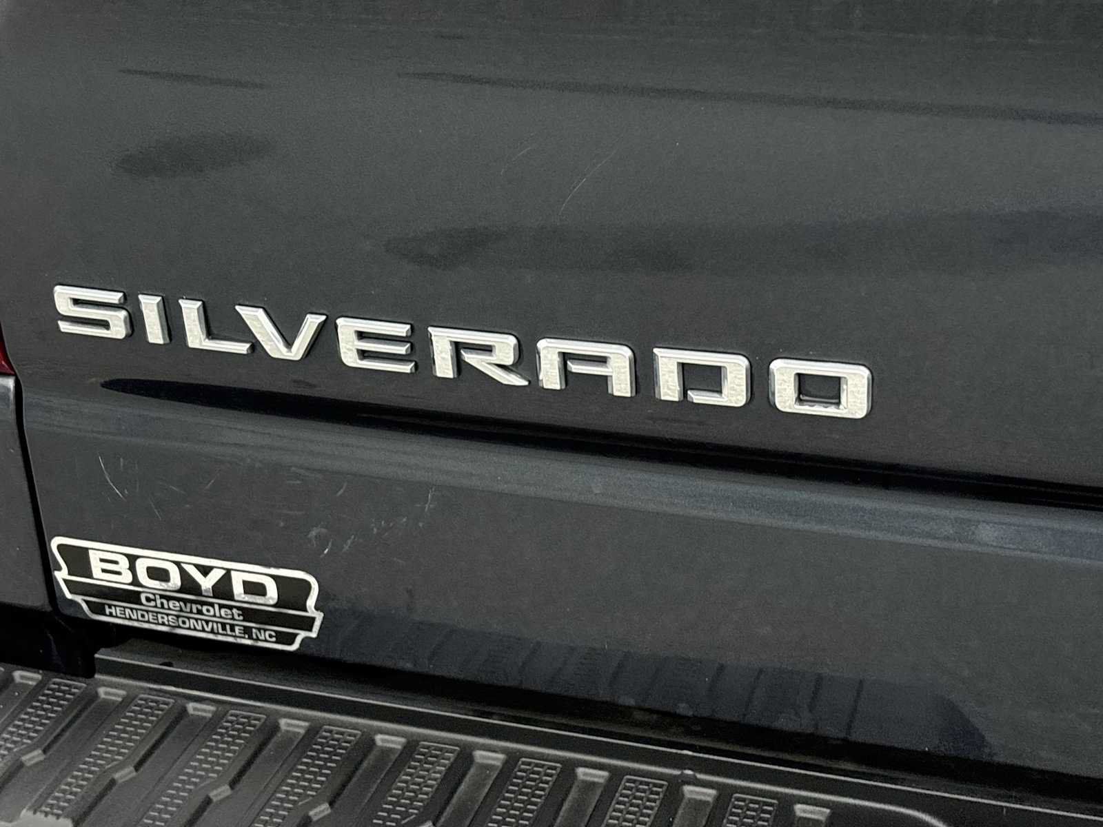 Used 2022 Chevrolet Silverado 1500 RST AWD/4WD image 29