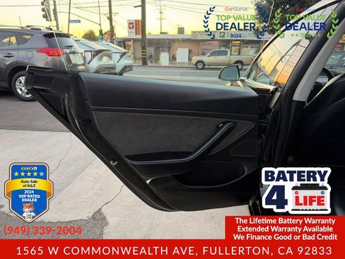 Used 2018 Tesla Model 3 Long Range RWD image 30