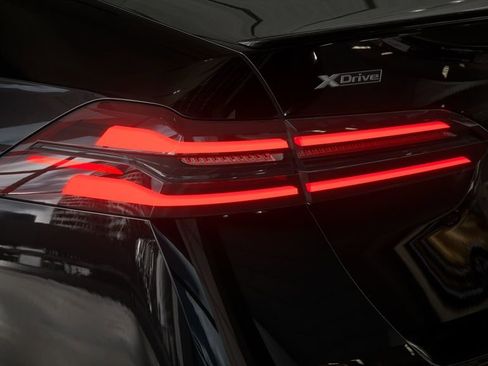 New 2026 BMW 530i xDrive image 8