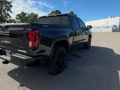 New 2026 GMC Sierra 1500 Elevation image 8