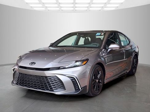 New 2026 Toyota Camry SE image 6