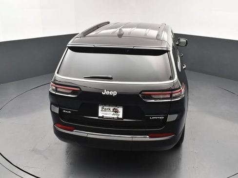 Used 2025 Jeep Grand Cherokee L Limited AWD/4WD image 17