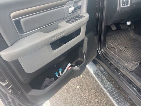 Used 2018 RAM 1500 Big Horn AWD/4WD image 11