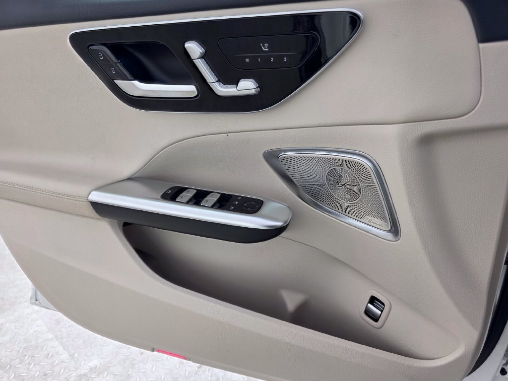 Certified 2023 Mercedes-Benz C 300 4MATIC Sedan image 24
