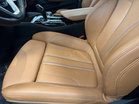 Certified 2023 BMW 540i xDrive w/ Premium Package image 15