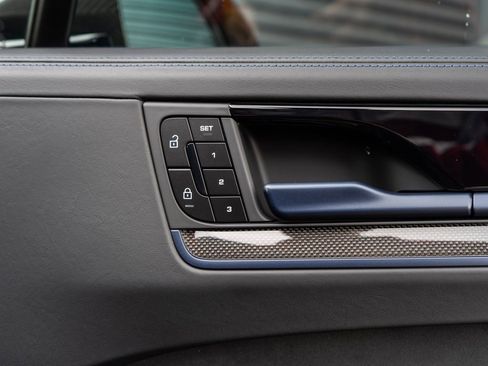 New 2026 Porsche Cayenne Turbo GT AWD/4WD image 34