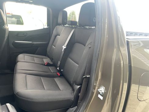 Used 2023 Chevrolet Colorado W/T image 24