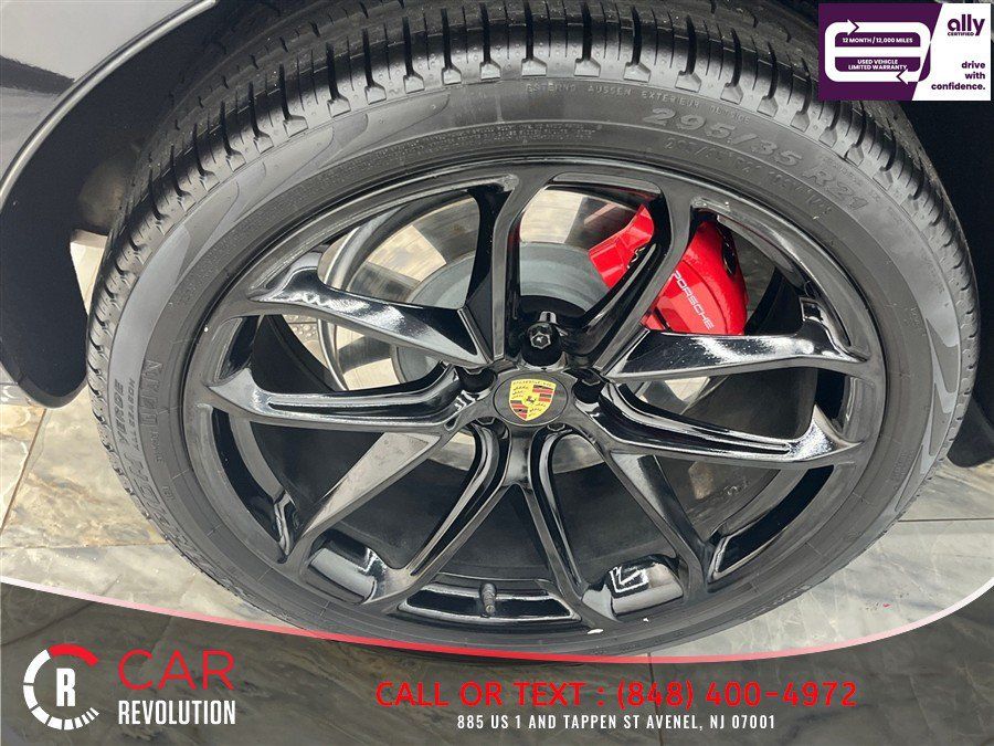 Used 2024 Porsche Macan GTS AWD/4WD image 56
