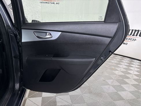 Used 2023 Kia Forte LXS image 23