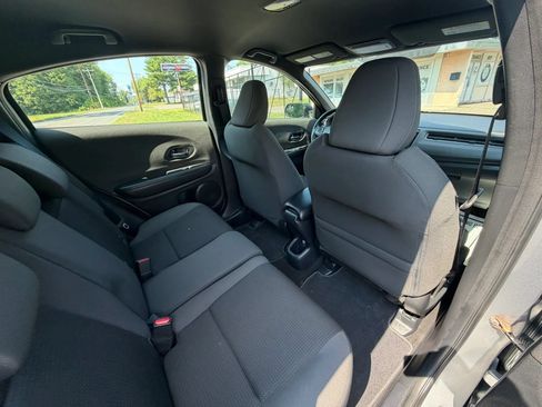 Used 2019 Honda HR-V Sport image 15
