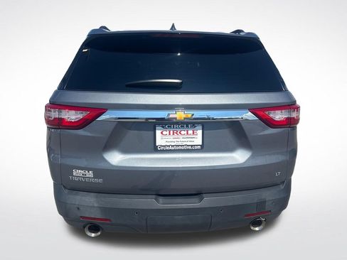 Used 2020 Chevrolet Traverse LT FWD image 5
