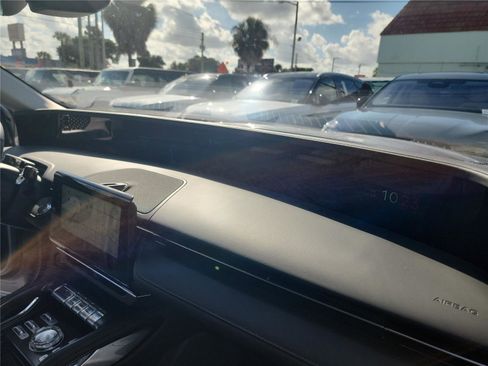 New 2026 Lincoln Nautilus Reserve image 26