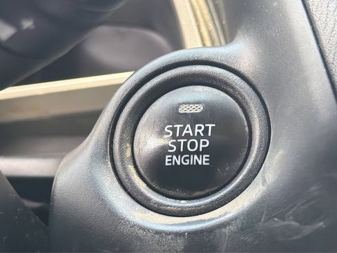 Used 2016 MAZDA MAZDA3 i Sport w/ Preferred Equipment Package FWD image 29
