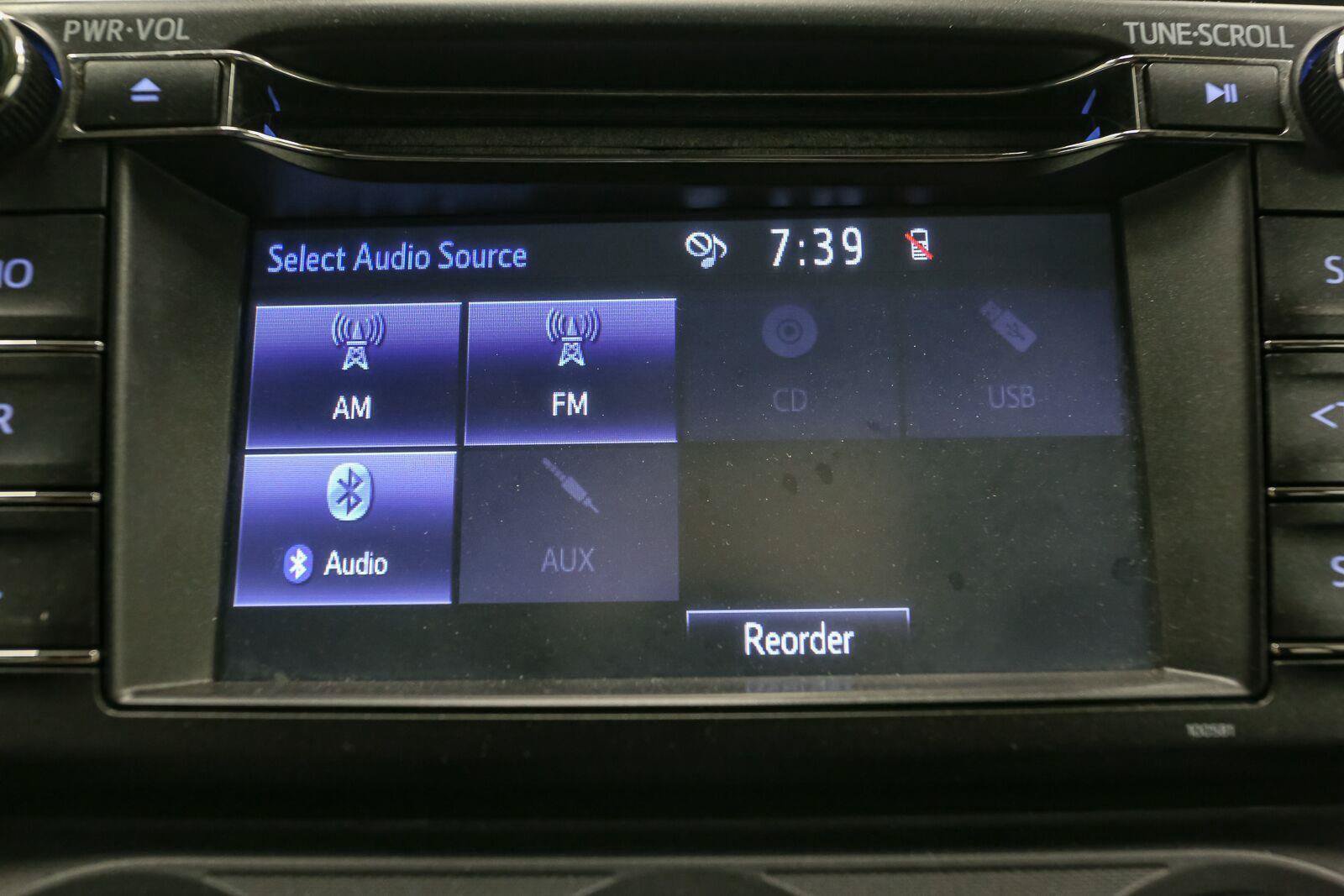 Used 2018 Toyota RAV4 LE w/ All Weather Liner Package AWD/4WD image 24
