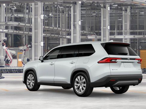 New 2026 Toyota Grand Highlander AWD Hybrid image 6