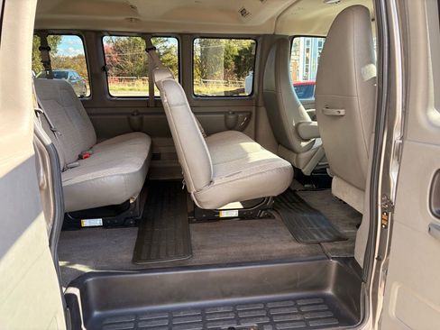 Used 2012 Chevrolet Express 3500 LT w/ LT Preferred Equipment Group RWD image 19