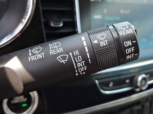 Used 2019 Buick Encore Sport Touring w/ Safety Package FWD image 23