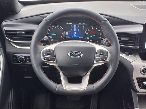 Used 2024 Ford Explorer Timberline w/ Timberline Technology Package AWD/4WD image 29