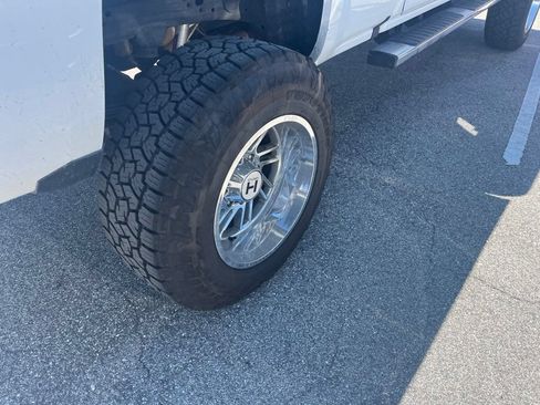 Used 2017 Chevrolet Silverado 2500 LTZ w/ Duramax Plus Package AWD/4WD image 5