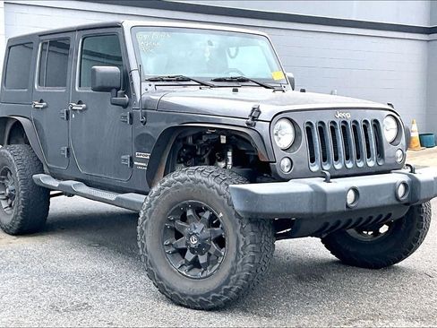 Used 2018 Jeep Wrangler Unlimited Sport S image 1