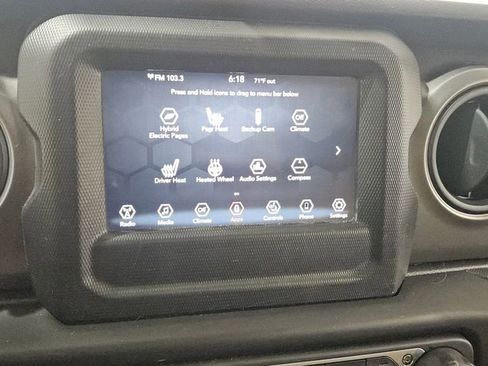Used 2023 Jeep Wrangler Unlimited w/ Cold Weather Group AWD/4WD image 25