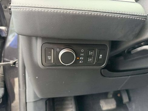 Used 2022 Ford Mustang Mach-E Select AWD/4WD image 16