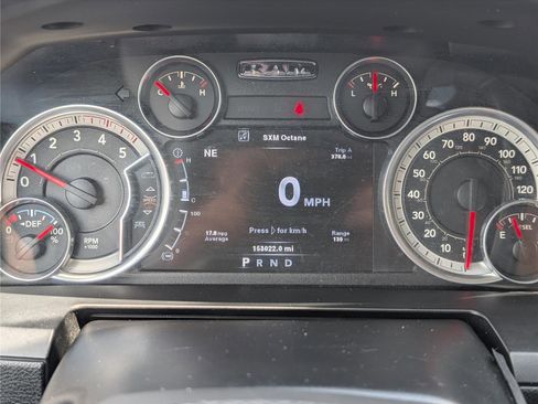 Used 2014 RAM 2500 Laramie w/ Black Appearance Group AWD/4WD image 34