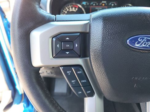 Used 2020 Ford F150 Lariat image 27