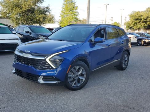 Used 2025 Kia Sportage SX image 1