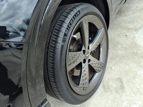 Used 2023 Genesis GV70 2.5T w/ Sport Prestige Package image 25