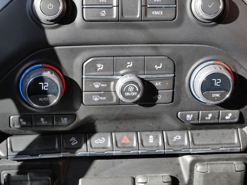 Used 2023 Chevrolet Silverado 2500 LTZ w/ LTZ Convenience Package image 18