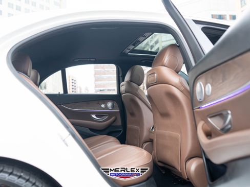 Used 2018 Mercedes-Benz E 300 w/ Premium 1 Package image 19