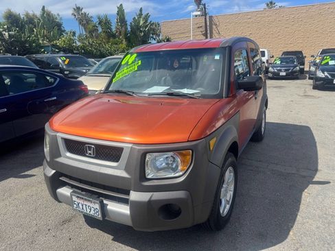 Used 2004 Honda Element EX image 2