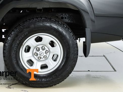 Used 2022 Nissan Frontier S w/ Technology Package image 6