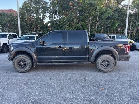 Used 2019 Ford F150 Raptor w/ Equipment Group 802A Luxury image 4