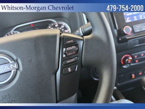 Used 2023 Nissan Frontier SV w/ Technology Package image 17