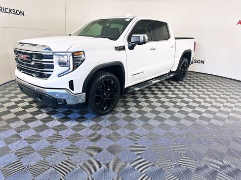 Used 2023 GMC Sierra 1500 SLT w/ SLT Premium Plus Package image 7