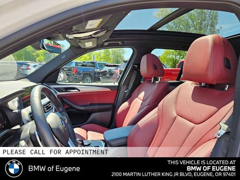Used 2024 BMW X3 sDrive30i w/ Convenience Package RWD image 24