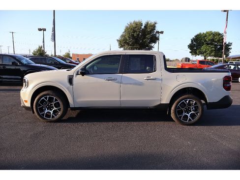 Used 2025 Ford Maverick Lariat AWD/4WD image 2