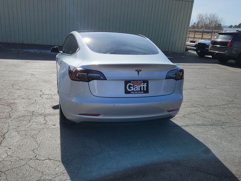 Used 2018 Tesla Model 3 Long Range image 11