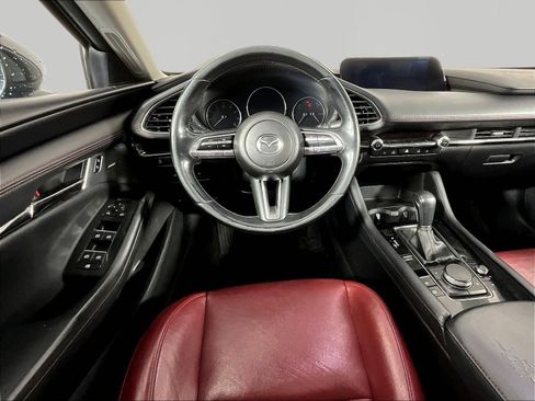 Used 2022 MAZDA MAZDA3 s FWD image 8