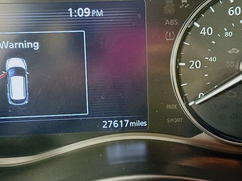 Certified 2023 Nissan Kicks SV image 18