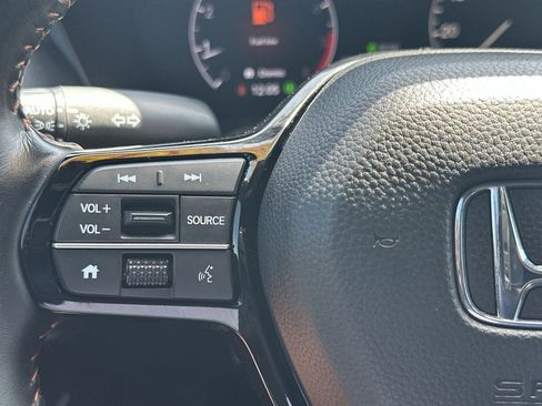 Used 2025 Honda HR-V Sport image 29