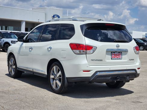 Used 2016 Nissan Pathfinder Platinum w/ Cargo Package FWD image 7