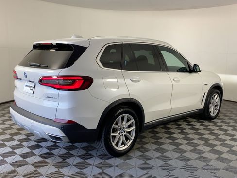 Used 2022 BMW X5 xDrive45e w/ Premium Package image 7
