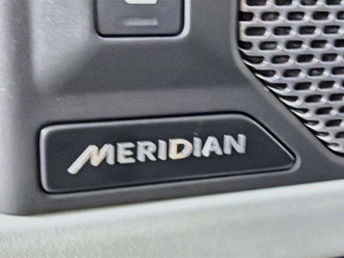 Certified 2023 Land Rover Defender 90 S AWD/4WD image 18