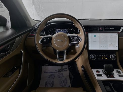 Used 2023 Jaguar F-PACE S image 23