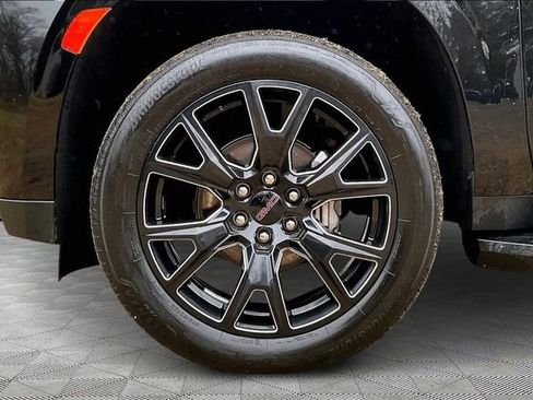 Used 2023 GMC Yukon Denali image 23